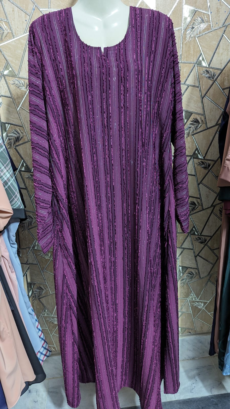 Striped Textured Abaya – Elegant & Comfortable (Multiple Colors Available)